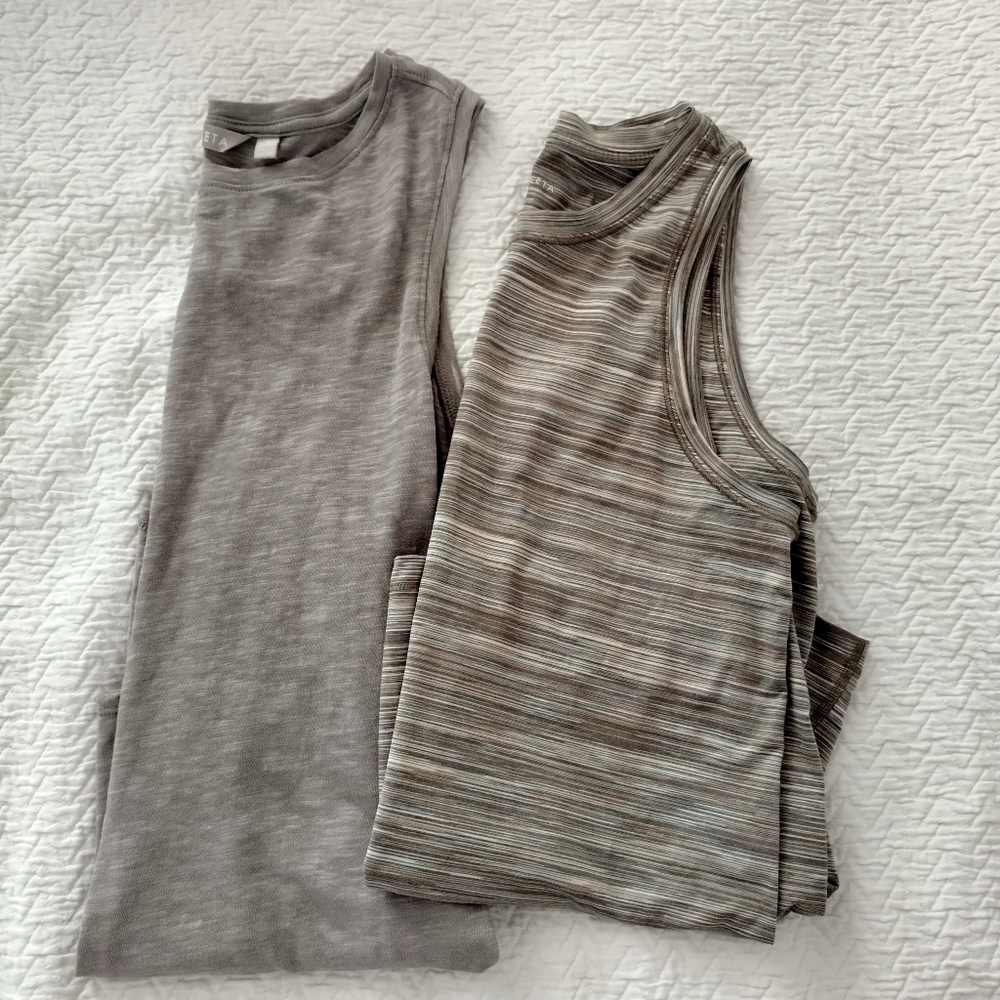 ATHLETA Lot Of 2 Sleeveless Chi Novelty Tank Tops Sz S
